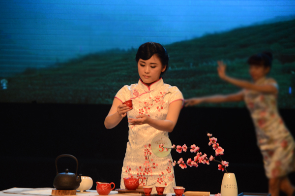 “千亿体育登录入口杯”首届浙江茶艺邀请赛圆满结束  公司选送节目获得大赛银奖